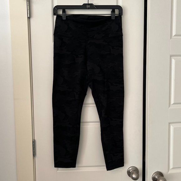 lululemon athletica Pants - Lululemon Black and Gray Camo Wunder Under leggings